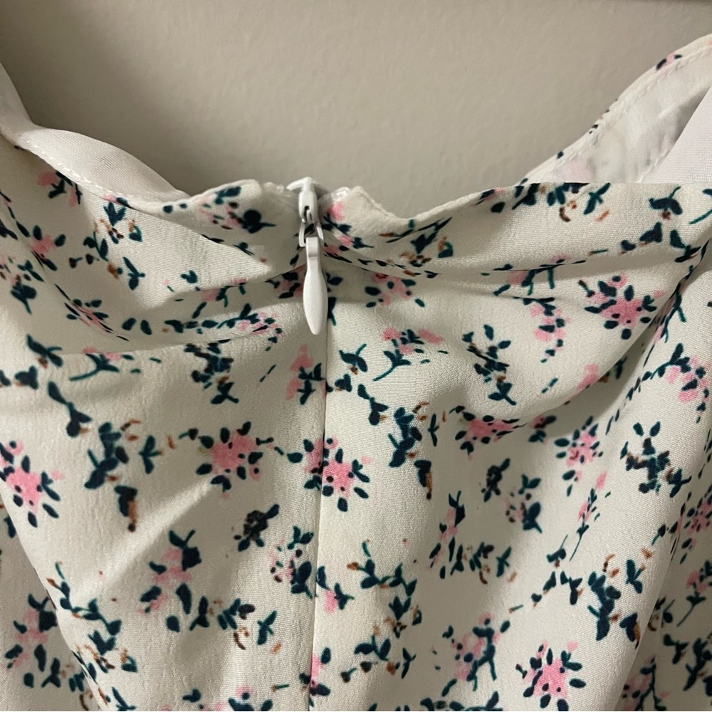 NWT Showpo Catalina dress - Picture 6 of 8